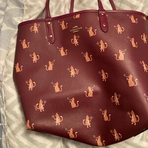 Vintage Coach reversible cat bag!! Great condition! Maroon